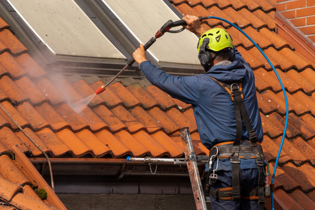 Your Roof and Natural Disasters: How to Prepare and Repair