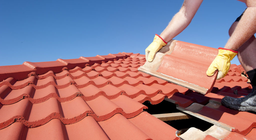 How Roofing Maintenance Can Prevent Roof Leaks